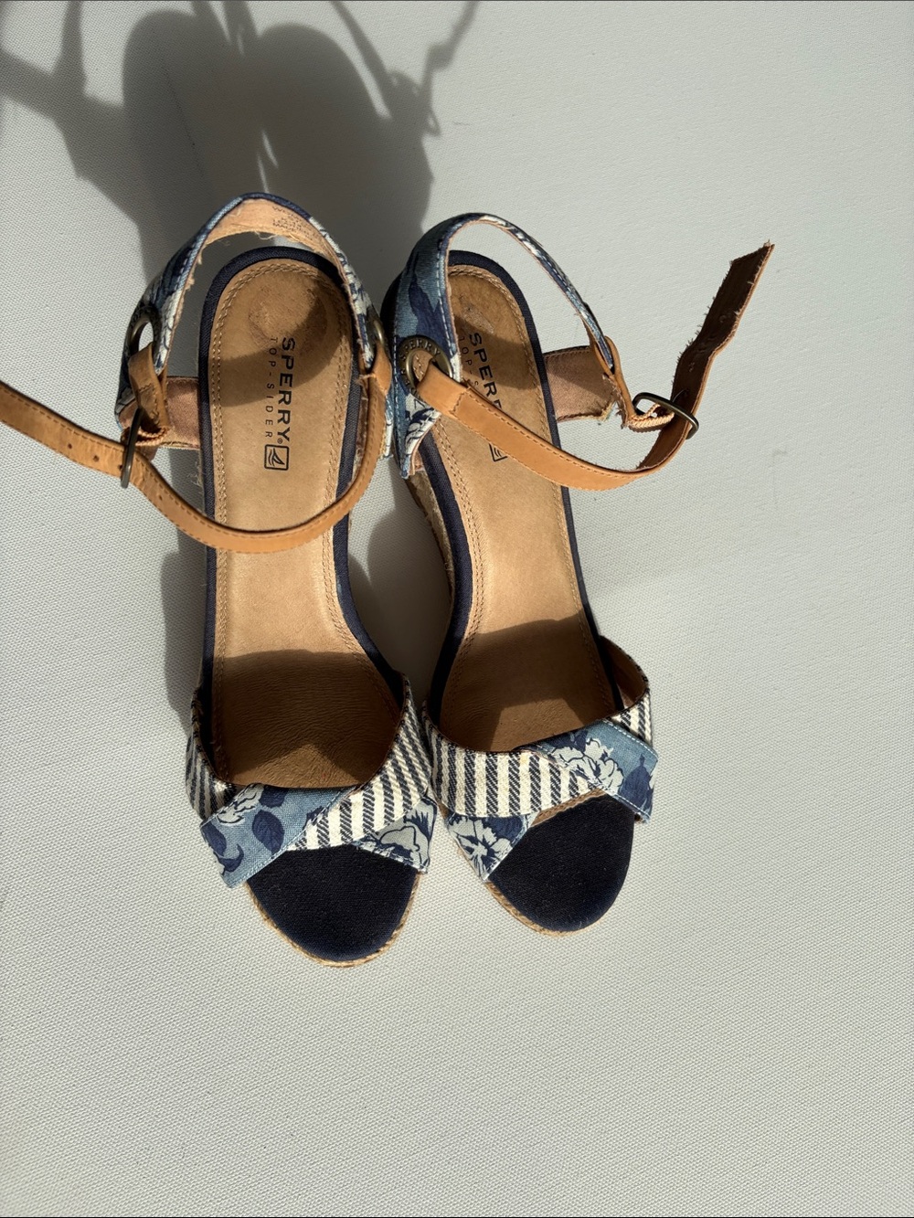 Sperry Blue Floral & Striped Espadrille Wedge Sandals 8.5 - Picture 3 of 8